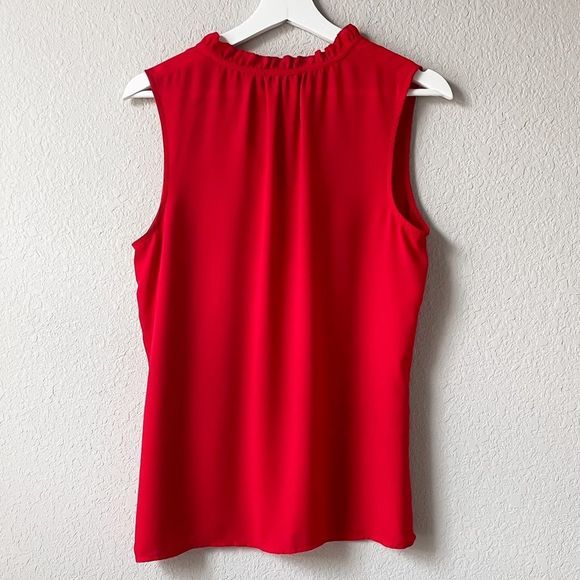 Rose + Olive Red Sleeveless V-neck Tank Top - Picture 5 of 5